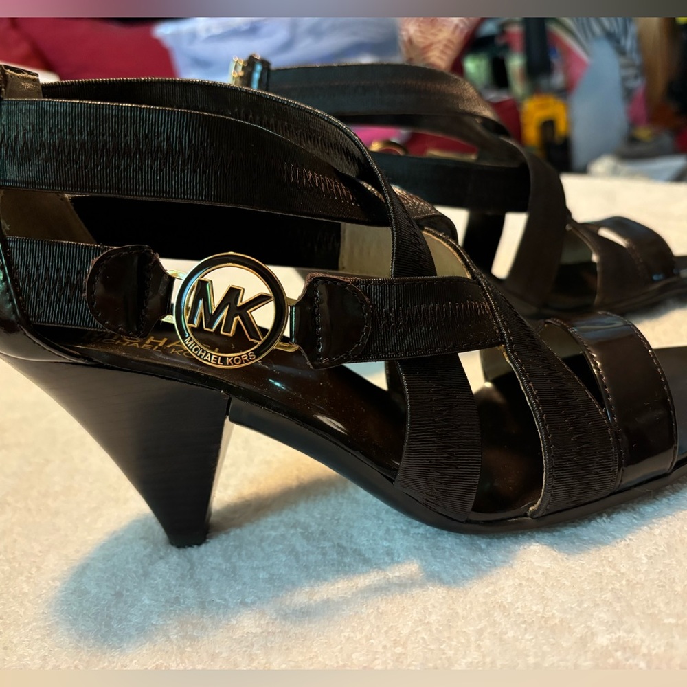 BRAND NEW  Designer Heels By MICHAEL KORS - Size 8.5 M - Heel Height 3” - box 3